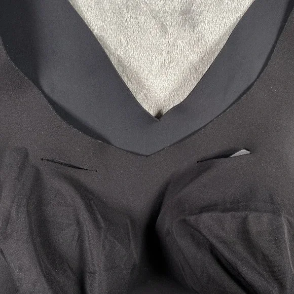 EVELYN BOBBIE The Defy Bra Womens Sz M Black Seamless Support EB Core Wirefree - Picture 10 of 11